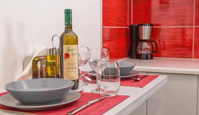 Dioni urban appartment near Acropolis in Athens