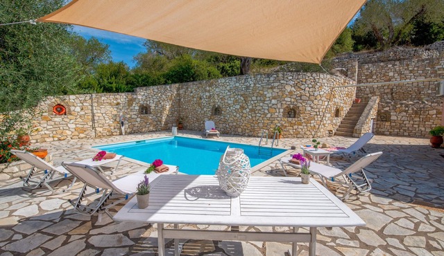 Dive into Summer - Kirki's Cozy Pool Gem on Paxoi in Ieromonachos