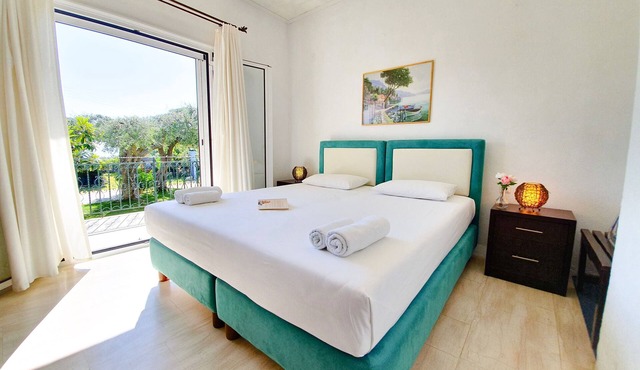 Double room on ground floor in Syvota