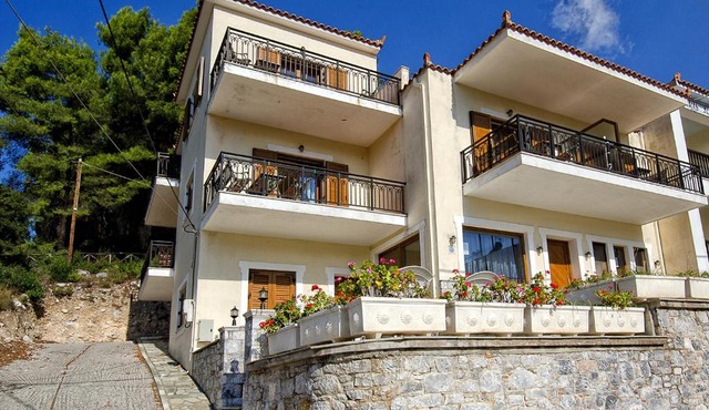 Eden Apartments in Neo Klima