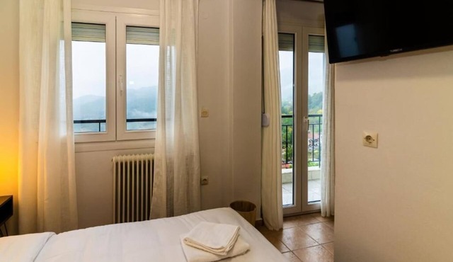 Elation Rooms in Elatochori