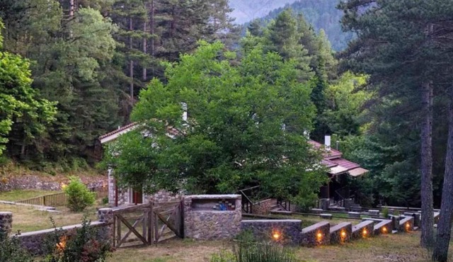 Elatolithos in Zarouchla