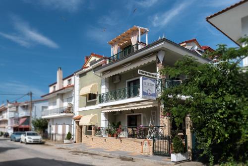 Electra Apartments & Studios 2 in Keramoti