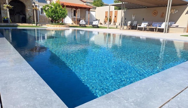 Elena's Retreat Paradise villa in Eretria