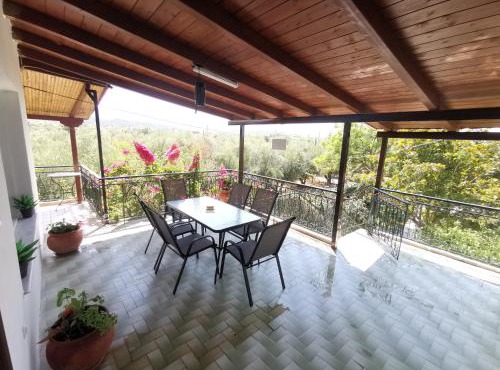ELVAJO Apartment in Zacharo