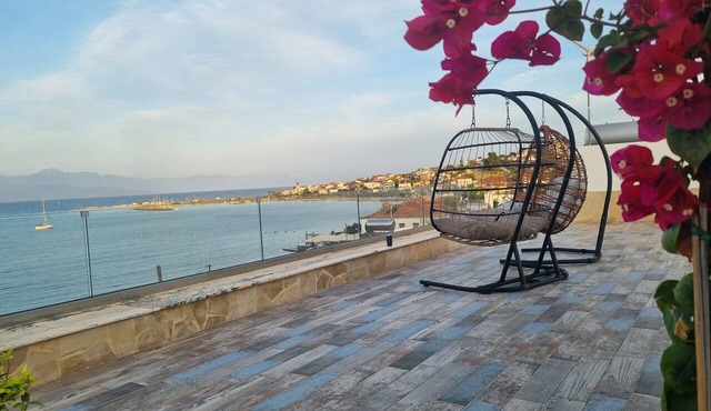 Elysian Blue in Petalidi