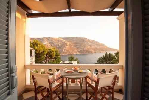 Endless Blue, Your Seaside Escape in Plati Gialos in Kamári