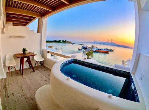 Enosis Apartments - Poseidon Full Sea View in Agia Anna Naxos