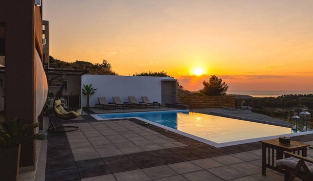 Eoselia Villa in Afantou