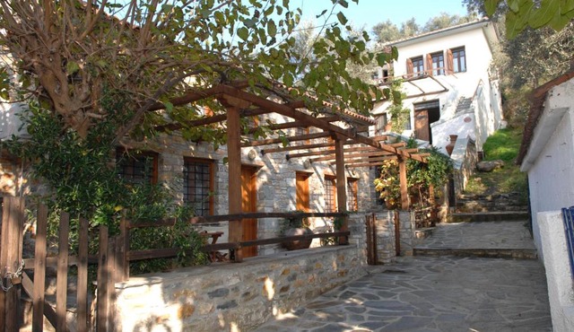 erofili apartments in Kalamos