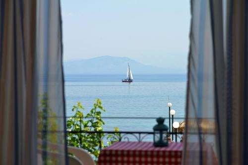 Eros Beach Hotel in Benitses