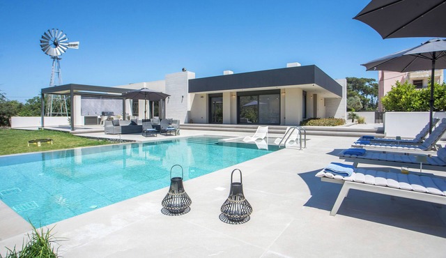 Escape to Casadi Luxury Villa, a brand-new property in the area of Ialysos. in Ialisos