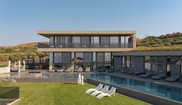 Esse Villa, a Linear Sea-View Wellness Retreat in Maroulas