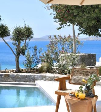 Etere Luxury Suites in Agios Ioannis Mykonos