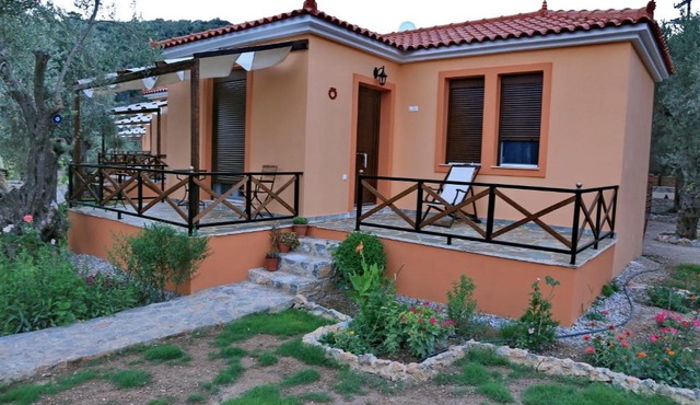Evaland Traditional Houses in Tarti