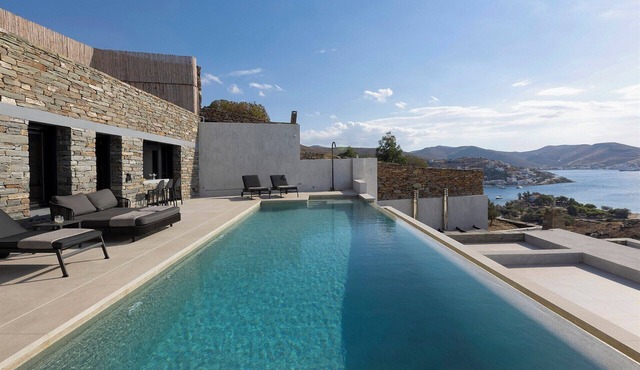 Evanne - Six Bedroom Villa, Sleeps 12 in Kea