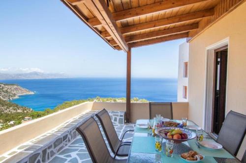 Everlasting Blue in Kyra Panagia