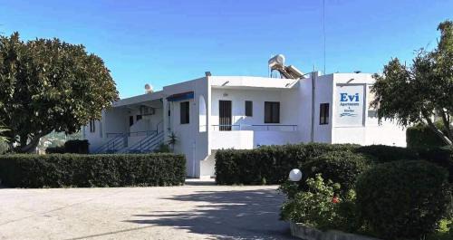 Evi Apartments And Studios in Theologos