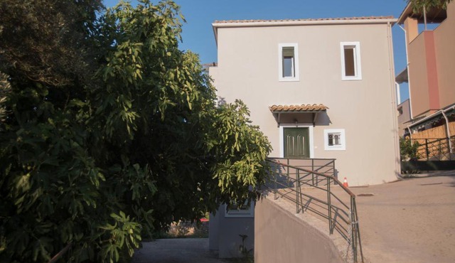 EYANTHIA HOUSE in Nikiana