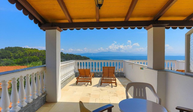 Faros Tria in Gaios With 1 Bedrooms and 1 Bathrooms in Paxos