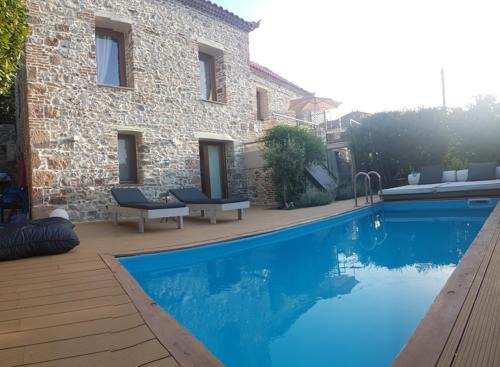 FEEL LIKE HOME IN LESVOS in Mytilene
