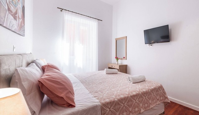Filarmonikis Deluxe Apartment in Kerkira