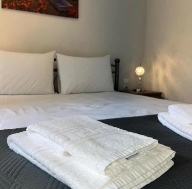 Filenias seaside rooms in Ayía Kiriakí