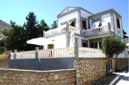 Fofi Apartments in Symi