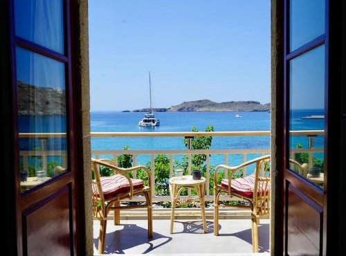 Follow Your Art in Kythira