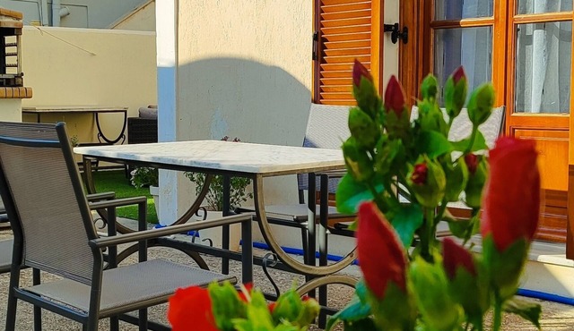 Gde Spetses 3bd apartment1 in Kokinaria