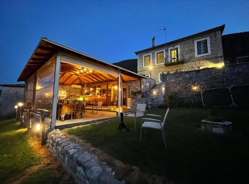 Gerofotis Traditional Guesthouse est 1892 - Close to Aigio, Akoli, Selianitika in Lákka