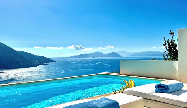 *Get a 10%-25% discount, The villa has absolute privacy, With Private Pool in Evgiros