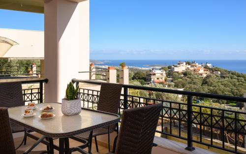 Gi & Vi House in Agios Nikolaos
