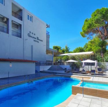 Golden Beach Hotel in Metamorfosi