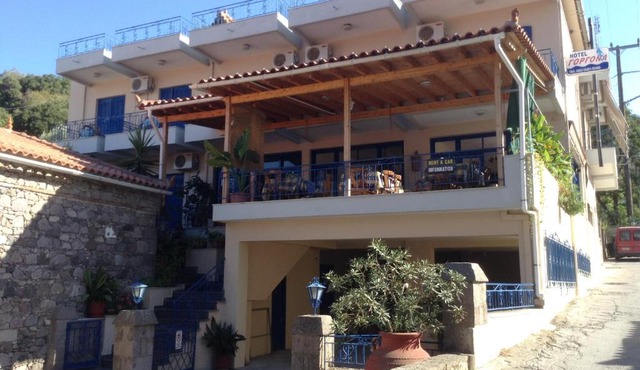 Gorgona Hotel in Skála Sykaminéas
