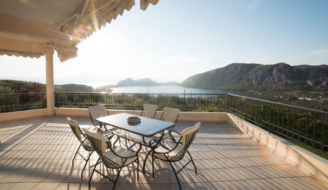 Our Dream House a Deluxe Apartment for your vacation near ATHENS (ΑΜΑ 2729535) in Περαχώρα Λουτρακίου Κορινθίας Πελοπόννησος