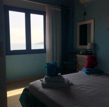 Great sea-view apartment. in Hora Sfakion