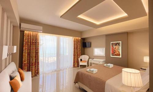 Haris Hotel Apartments and Suites in Paralia Vrachou