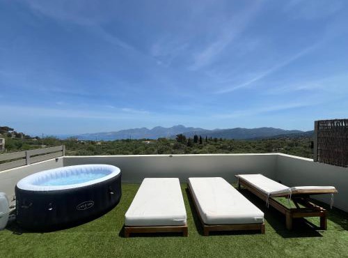 HarMa, jacuzzi house in Kroústas