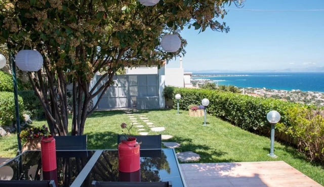 Harris elegant house superb sea view near airport in Άρτεμις