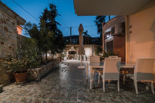HB Modern Apartments in Tolo