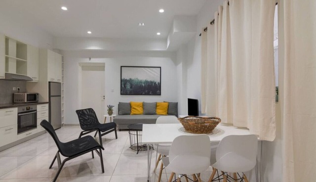 Heaven apartment in the heart of Athens in Athina