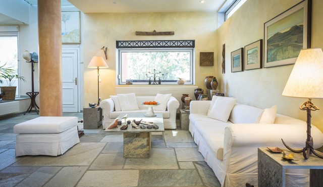 High-end aesthetics villa, severed from prying eyes! in Pefkochori