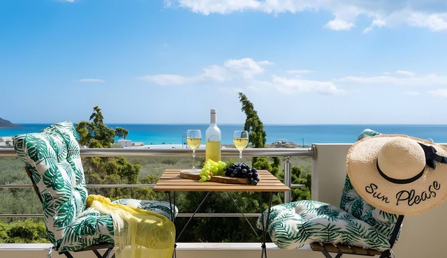 Holiday Home 'Remvi House Sea and Mountains View' with Sea View, Wi-Fi and Air Conditioning in Sitia