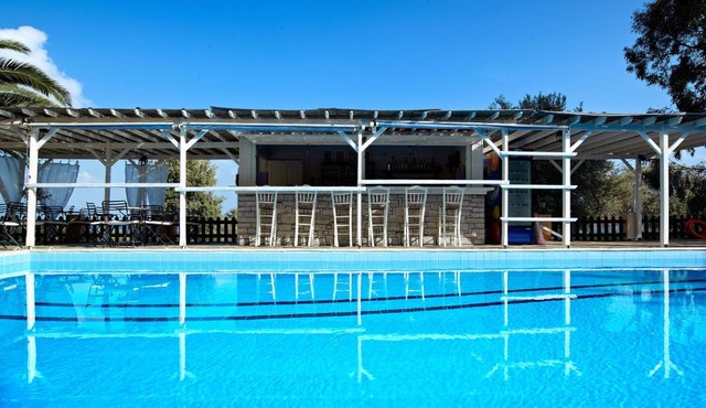Hotel Ledra in Marathokampos