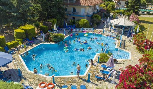 Hotel Livithra in Paralía Skotínis