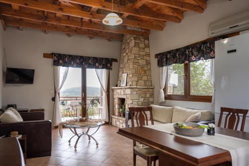 House Demetra in Astris