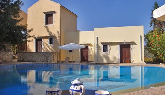 House in small village close to beaches in Vamos