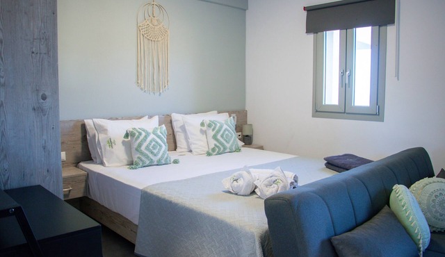 House of Harmony Suites | Stefanos in Agia Pelagia