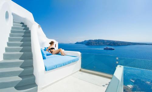 Hyperion Oia Suites in Oia